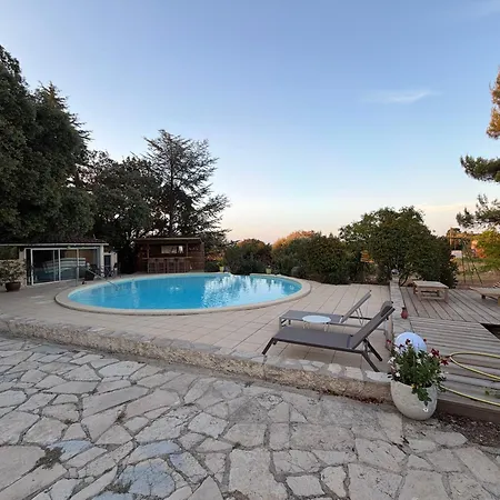Holiday home Confort 6 Pers Avec Piscine Bagard